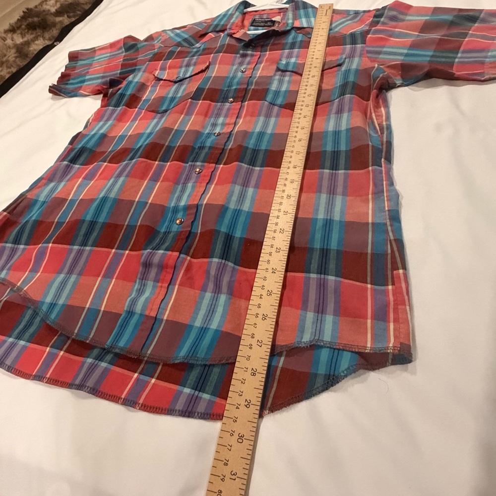 Wrangler Short Sleeve Plaid Pearl Snap Button-Down Shirt - Red & Blue - Picture 3 of 5